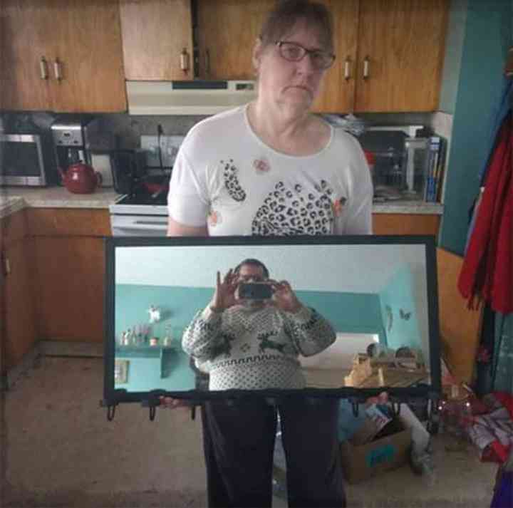 20 divertidas fotos de personas que intentan vender un espejo 4